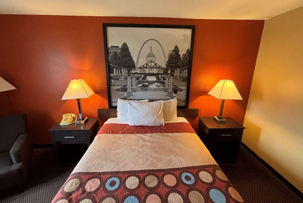 Super 8 by Wyndham Du Quoin - photo 7