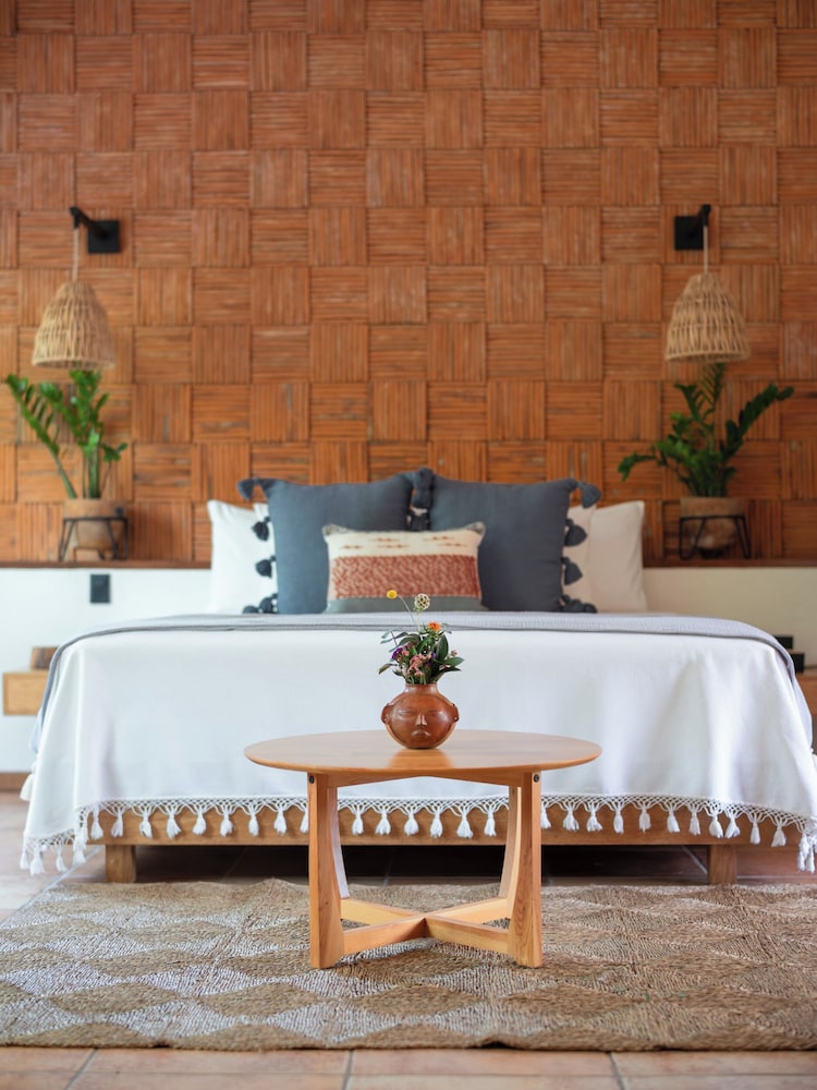 La Paranera Hotel Relax — Comala