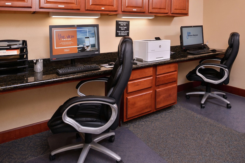 Hampton Inn & Suites Woodland Sacramento Area - photo 50