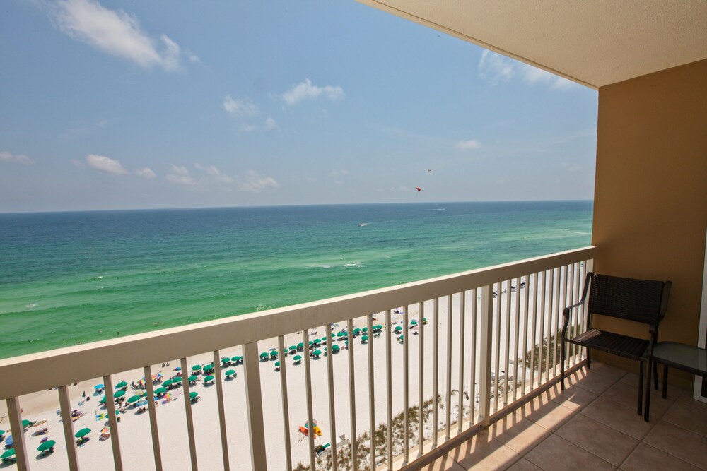 Pelican Beach Resort - photo 26