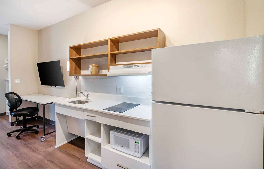 Extended Stay America Premier Suites Fort Myers Airport - photo 36