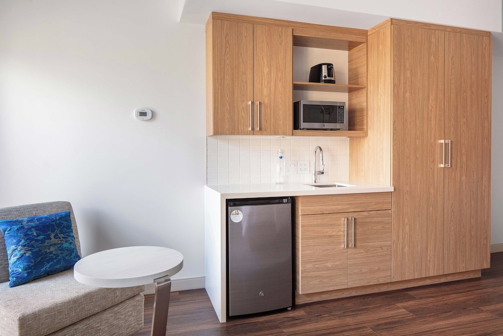 Element Iowa City - photo 4