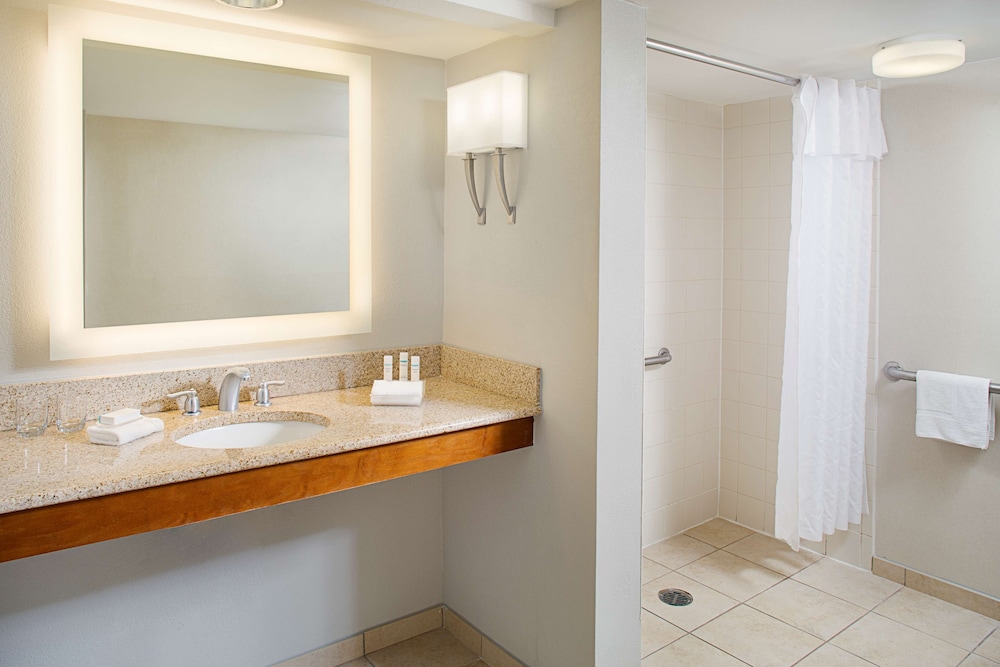Homewood Suites by Hilton Raleigh Cary - photo 24