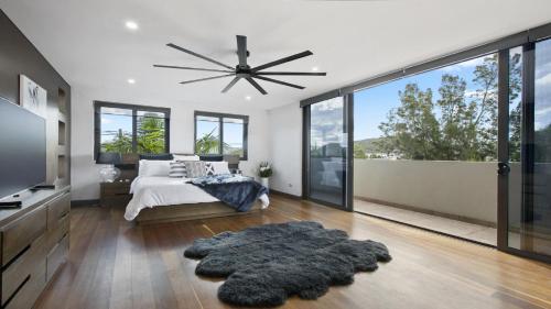 Riptides Booker Bay Waterfront apartment walk to shops & cafes — Booker Bay — photo 3