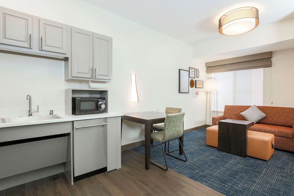 Hampton Inn & Suites Denver Tech Center - photo 33