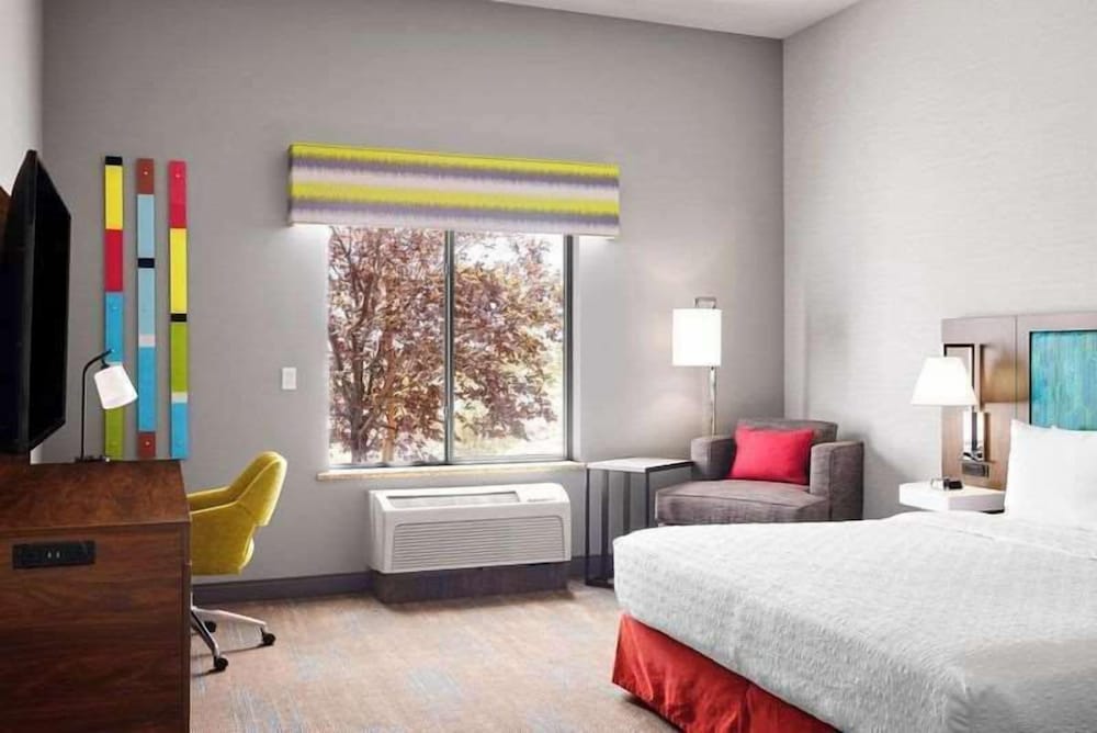 Hampton Inn & Suites Ridgecrest - photo 21