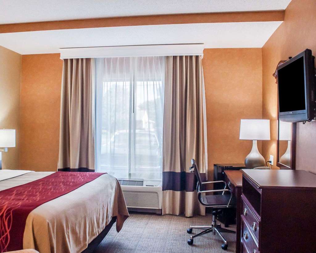 Quality Inn Near Walden Galleria Mall - photo 17