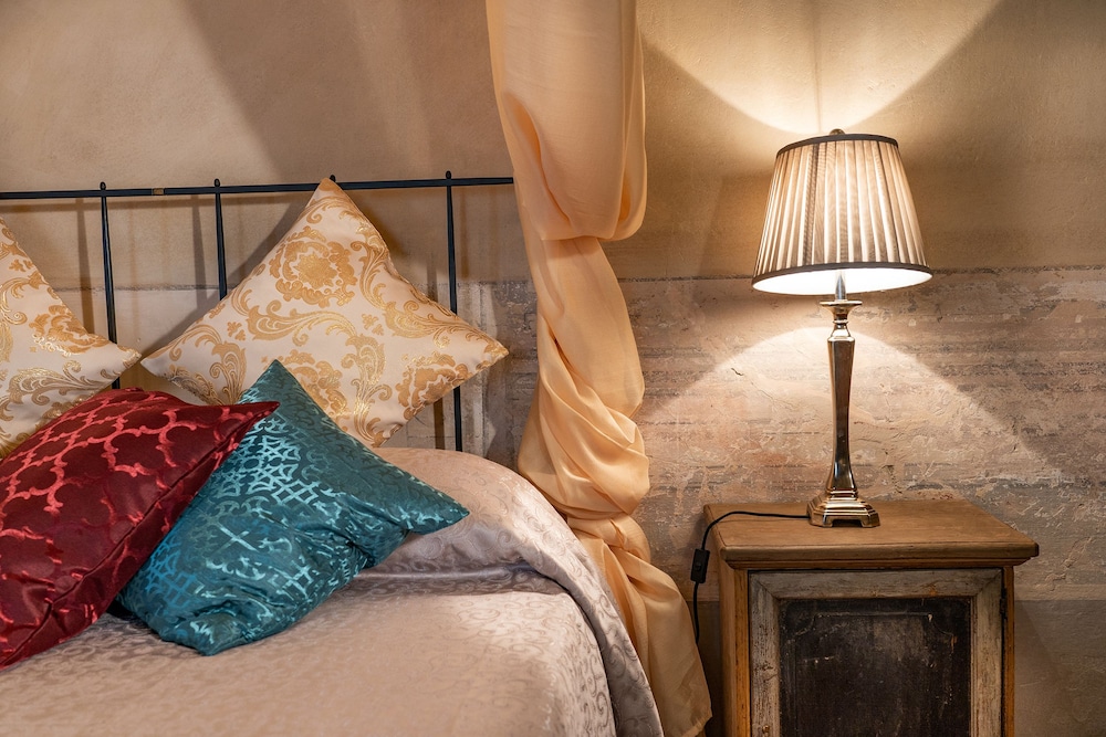 Sweet Tuscany — 4-Star Luxury Hotel in Arezzo, Italy