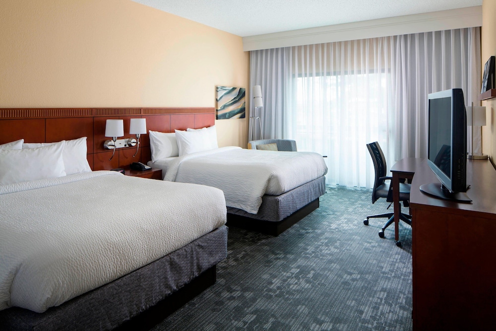 Courtyard by Marriott Huntsville University Drive - photo 8