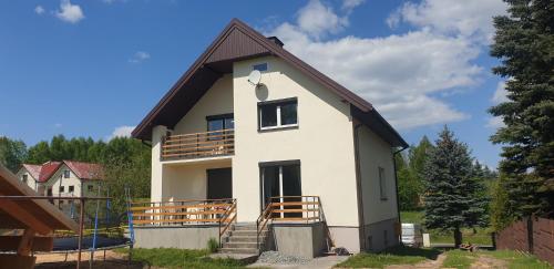 Klimatyczny dom w Wąchocku pet-friendly hotel Wachock