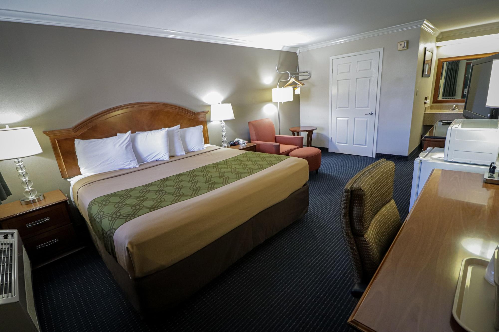 University Inn & Suites San Antonio - photo 17