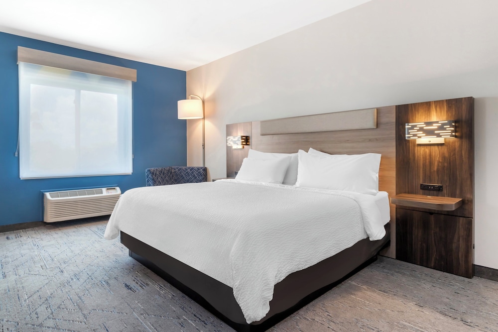 Holiday Inn Express & Suites Alice by IHG - photo 16