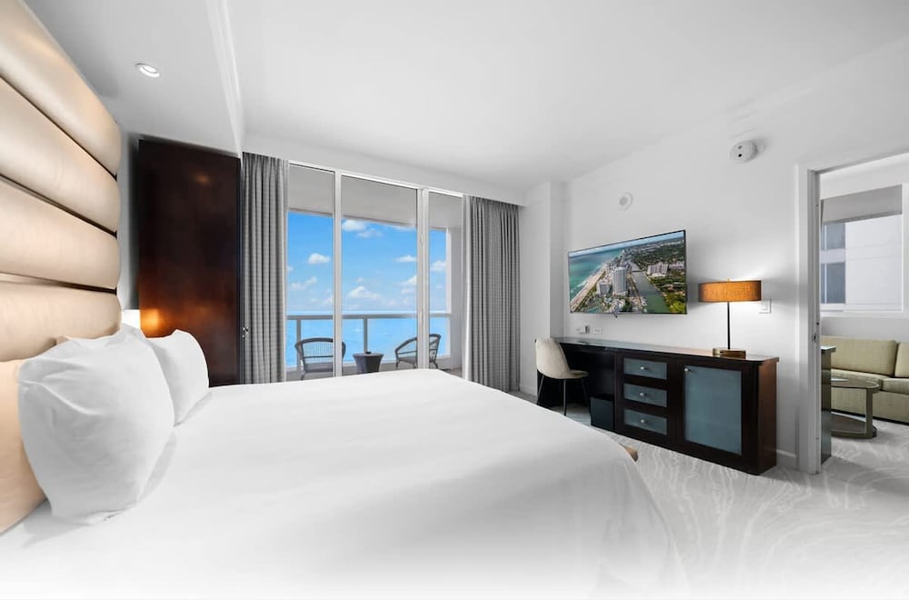 Fontainebleau Miami Beach Private Luxury Suites - photo 29