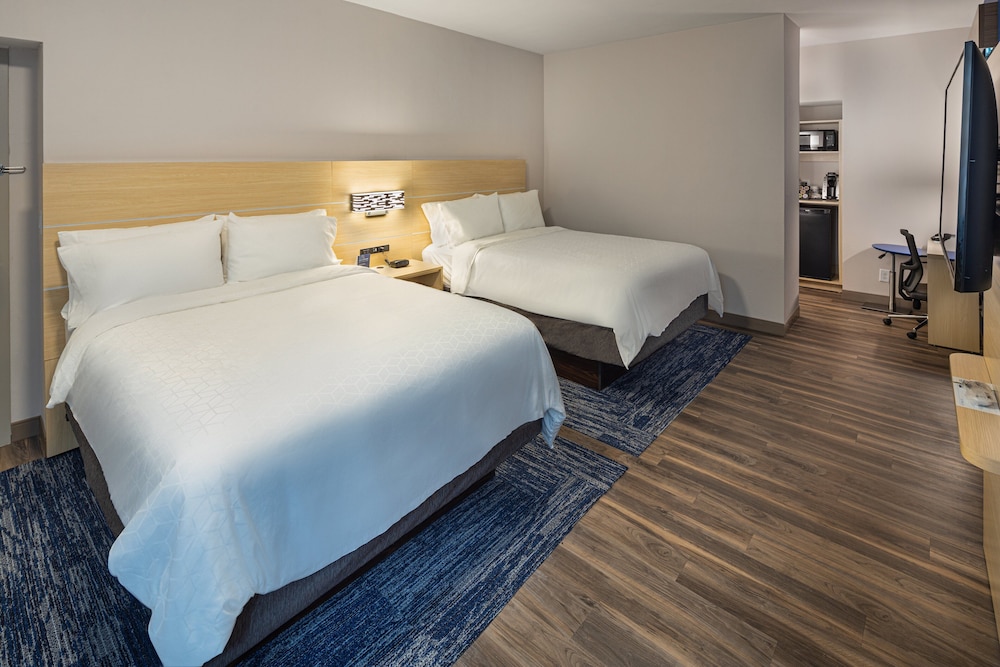 Holiday Inn Express & Suites Atlanta Downtown by IHG - photo 26