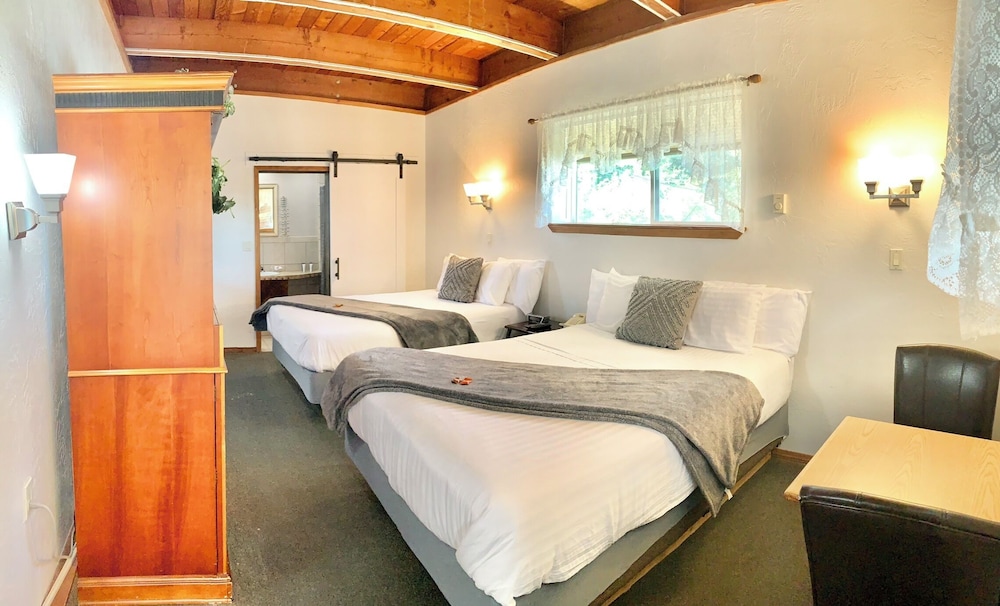 Breakers Boutique Inn - photo 60