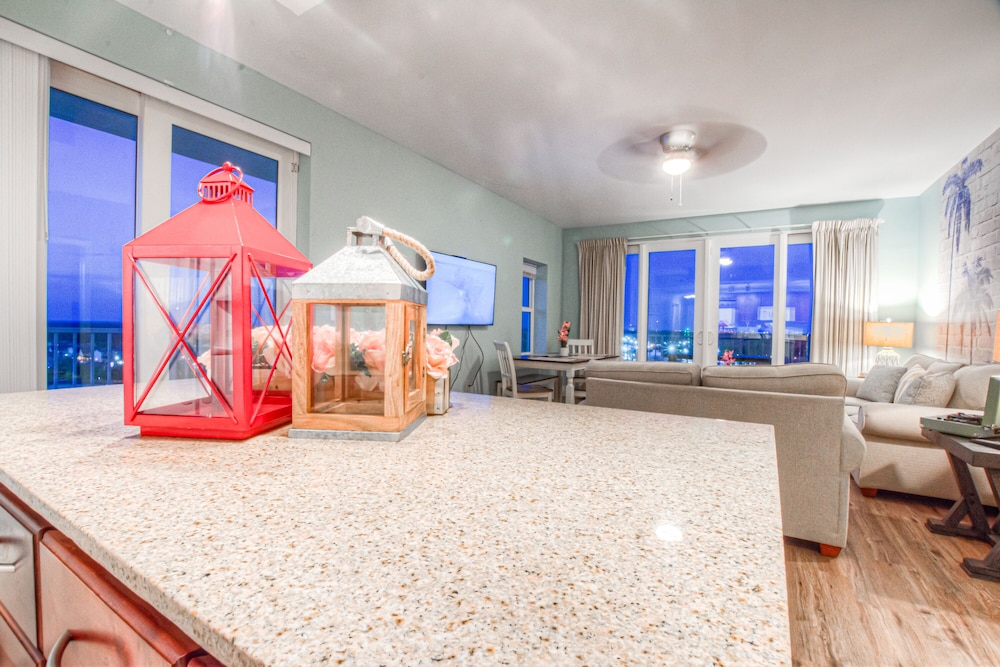Laketown Wharf Resort by Aneliya's Rentals - photo 617