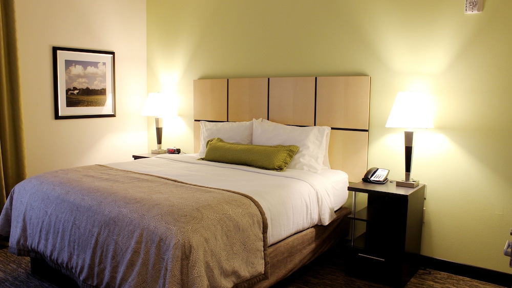 Candlewood Suites Sioux City Southern Hills by IHG - photo 12