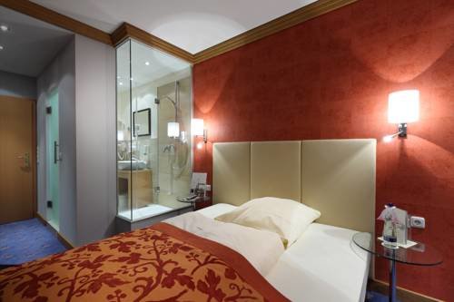 Hotel Goldene Sonne — Landshut — photo 5