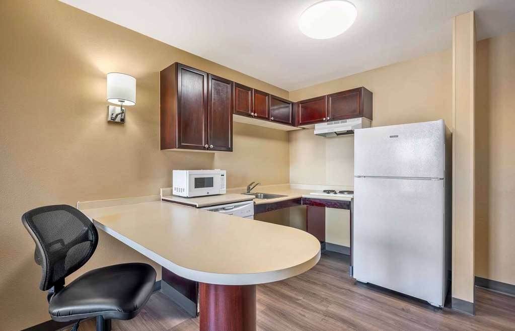 Extended Stay America Suites Columbus Polaris - photo 12