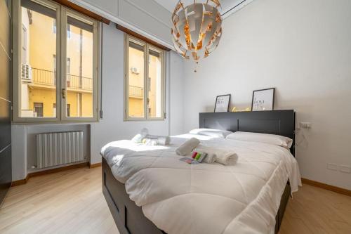 Duomo Delizioso appartamento nel cuore di Modena — 4-Star Luxury Hotel in Modena, Italy