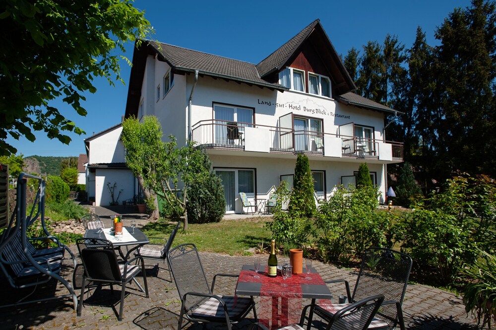 Land gut Hotel BurgBlick — hotel in Bad Kreuznach