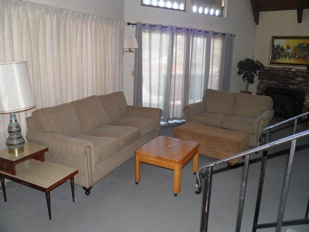 1470 Murietta Drive - photo 9