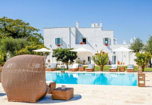 Masseria Lamacerase By Raro Villas — 4-Star Luxury Hotel in Cozzana, Italy