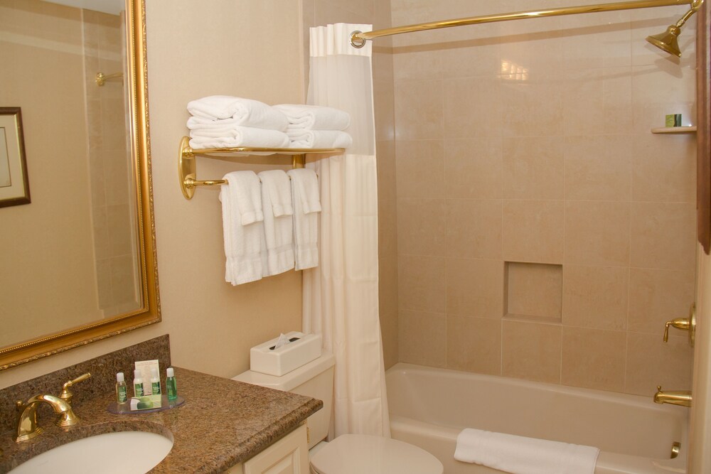 Bell Tower Hotel - photo 14