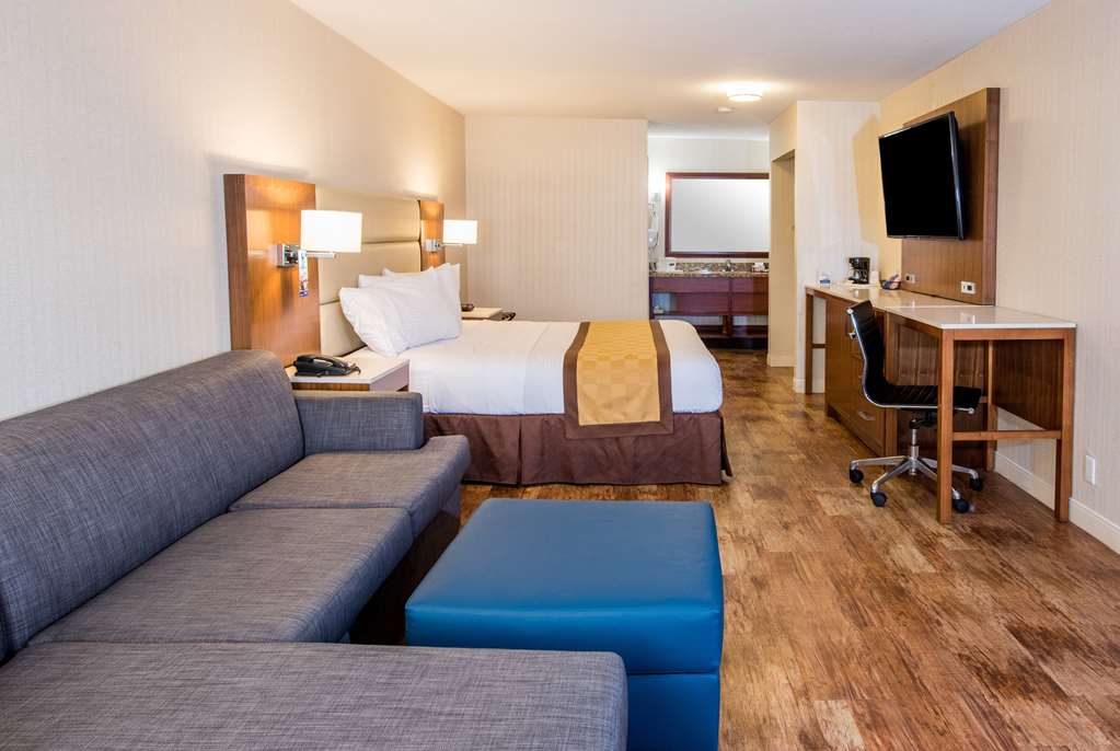 Travelodge by Wyndham Culver City - photo 19