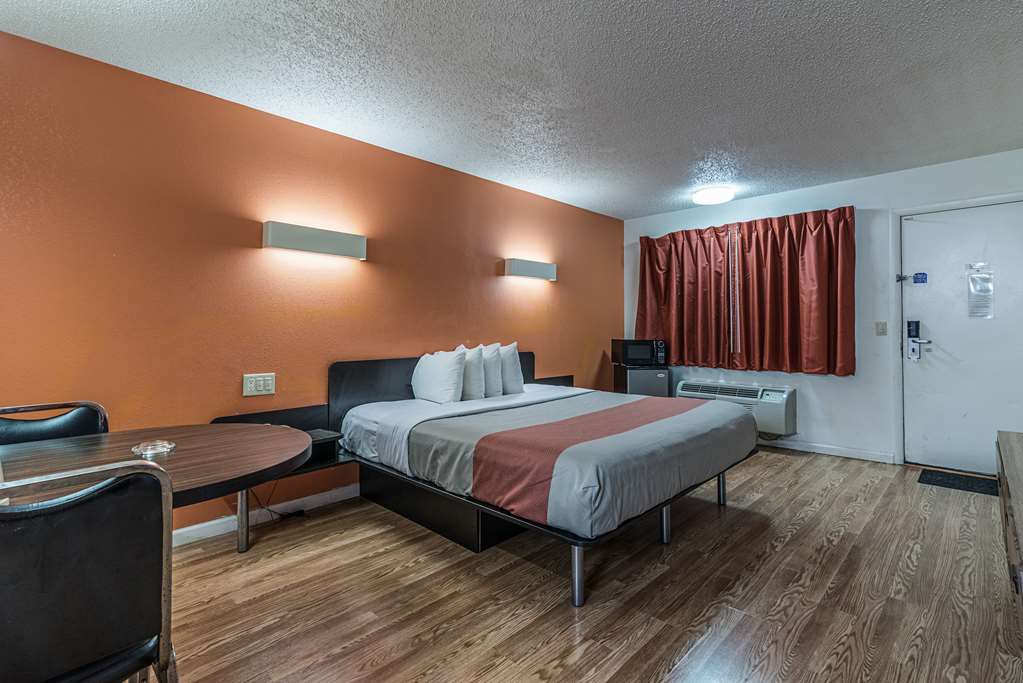 Motel 6 Albany NY Airport - photo 16
