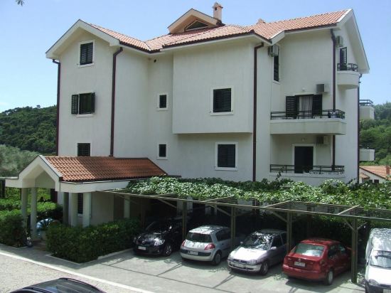 Hotel Renome in Petrovac Na Moru, Montenegro