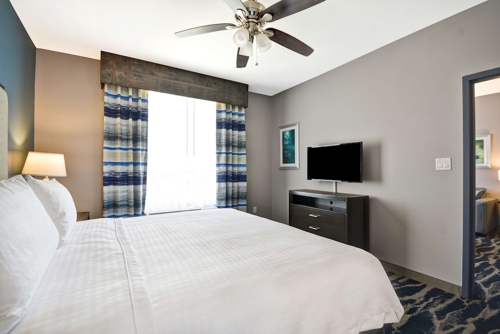 Homewood Suites by Hilton Conroe - photo 17