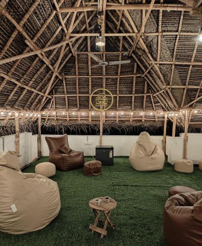 Unpack Hostel — 5-Star Luxury Hotel in Puducherry, India