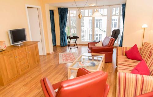 Villa Saxonia WG 07 strandnah — 4-Star Luxury Hotel in Ostseebad Binz, Germany