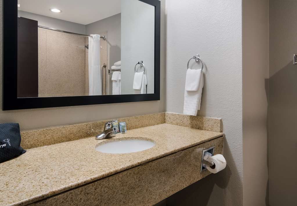Best Western Eastland - photo 16