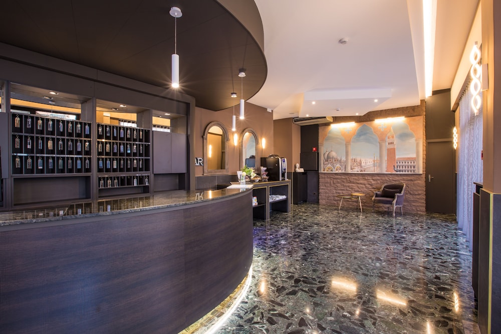 Hotel Ariston — hotel in Mestre