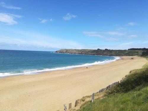 Location 10 Mn Des Plages. - last minute hotel in Unknown City