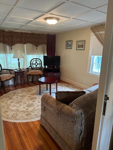 Inn At Richmond - photo 27