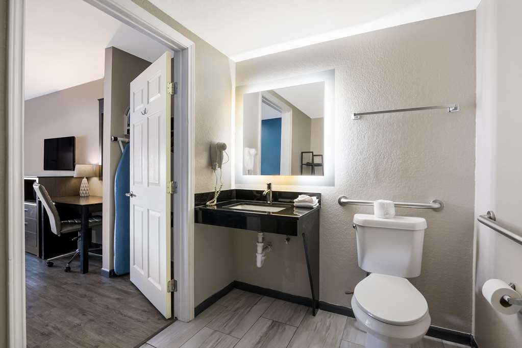 SureStay by Best Western Spring North Houston - photo 28