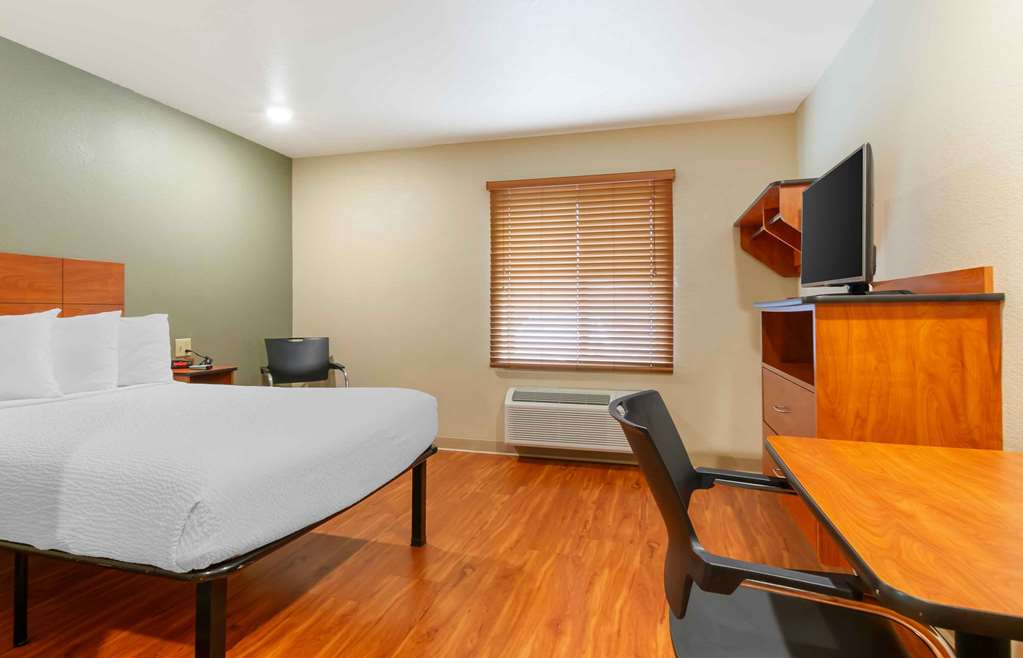 Extended Stay America Select Suites Kansas City Stadium - photo 13