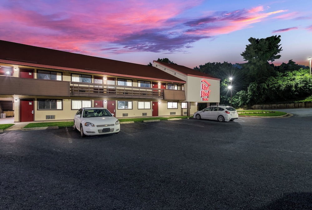 Red Roof Inn Hickory - photo 35