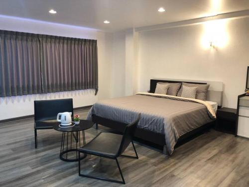 Maruay Living Apartment 401 — 4-Star Luxury Hotel in Bangkok, Thailand