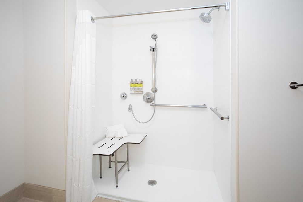 Holiday Inn Express & Suites Goodland I 70 an IHG hotel - photo 31