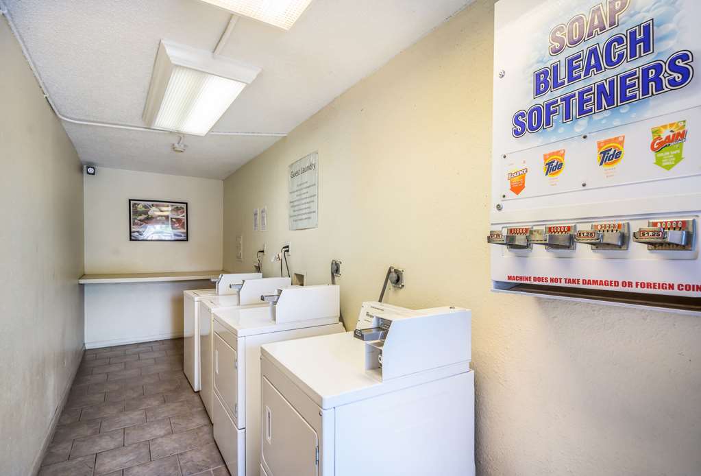 Clarion Inn & Suites Central Clearwater Beach - photo 78