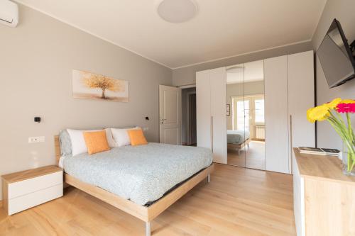 Marisa Home — 4-Star Luxury Hotel in Rome, Italy