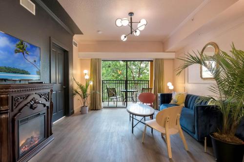 Designer 3BR 2BA Corner Suite Disney & Universal — 4-Star Luxury Hotel in Orlando, United States