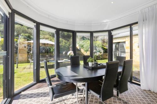 Sandstone Estate A Boutique Vineyard Retreat — hotel in Red Hill