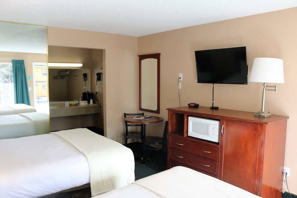 Bluelake Inn at Tahoe - photo 5