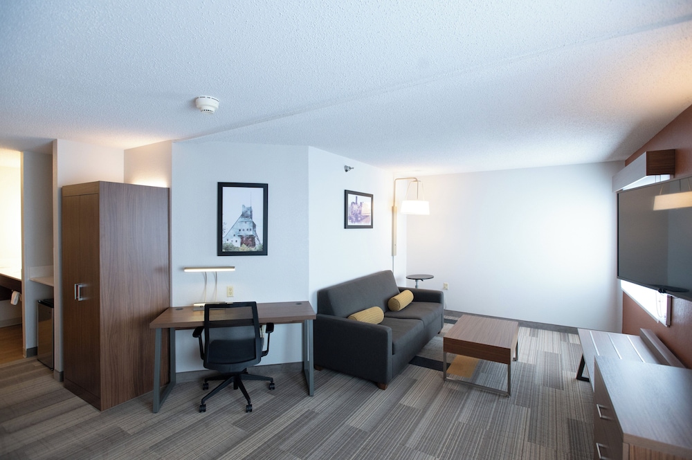 Holiday Inn Express Houghton Keweenaw by IHG - photo 29