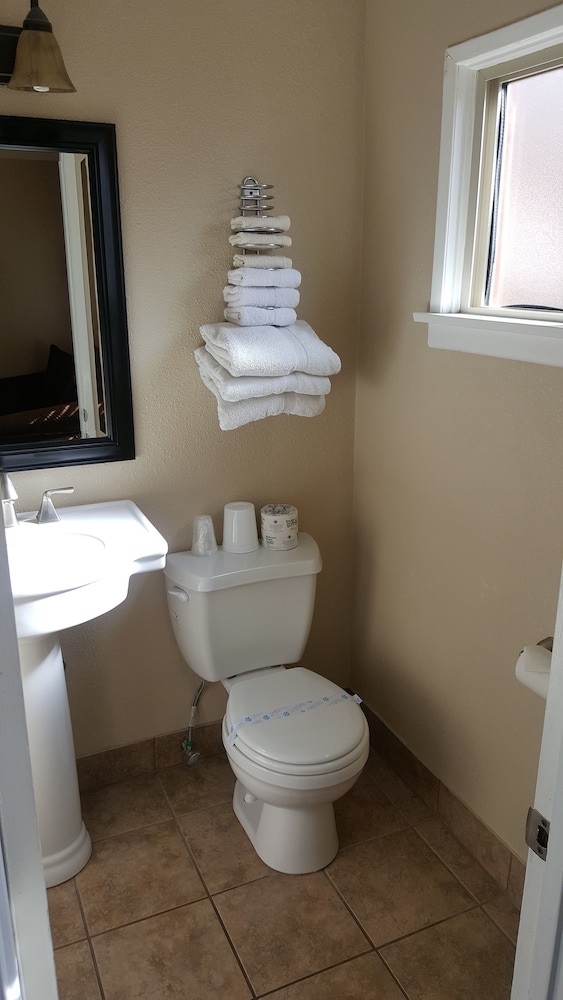 Robinhood Resort - photo 35